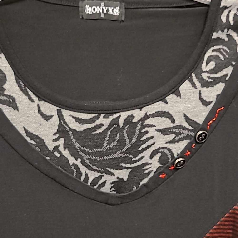 ONYX FUNKY PATCHWORK RED AND BLACK ABSTRACT Long Sleeve - Picture 4 of 7